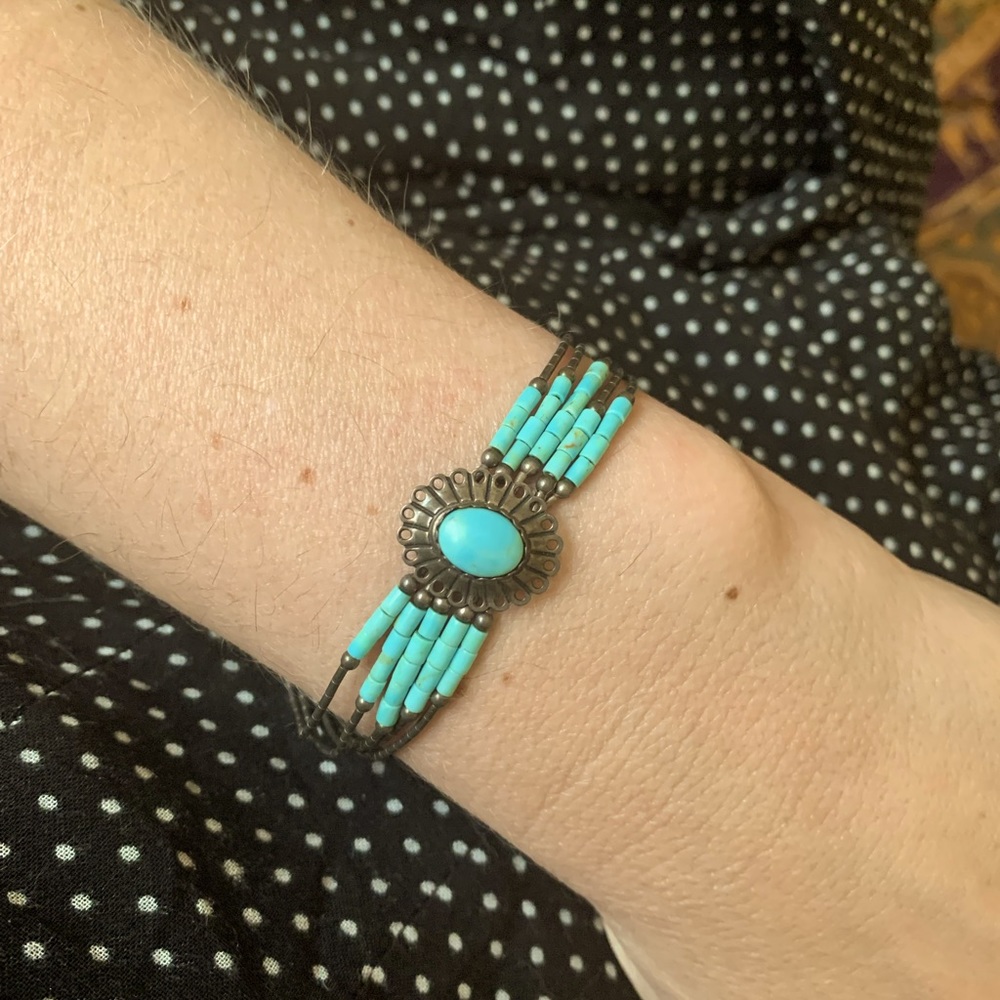 Vintage Native American liquid silver turquoise bracelet